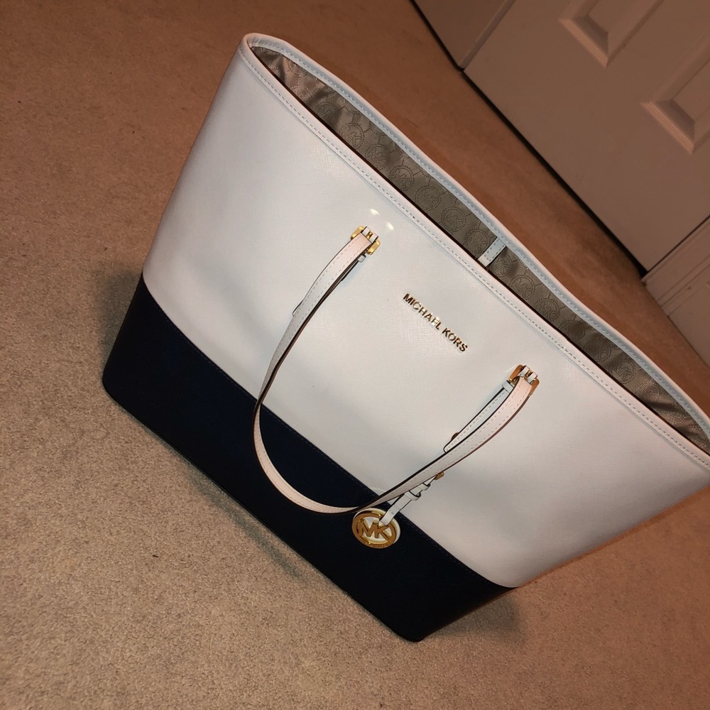 Michael Kors Large Jet Set Tote-Used Once!!